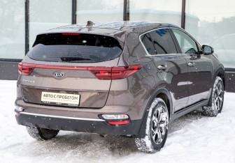Подержанный автомобиль Kia Sportage 2018 года (5 фото)