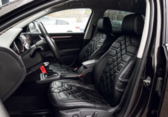Подержанный автомобиль Skoda Superb Liftback 2012 года (18 фото)