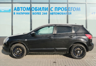 Подержанный автомобиль Nissan Qashqai 2008 года (2 фото)