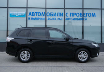 Подержанный автомобиль Mitsubishi Outlander 2013 года (6 фото)