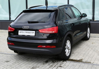 Подержанный автомобиль Audi Q3 2013 года (5 фото)