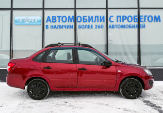 Подержанный автомобиль LADA (ВАЗ) Granta Sedan 2017 года (6 фото)