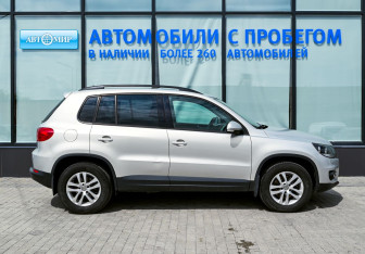 Подержанный автомобиль Volkswagen Tiguan 2011 года (6 фото)