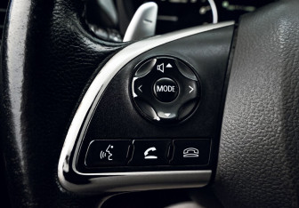 Подержанный автомобиль Mitsubishi Outlander 2012 года (14 фото)