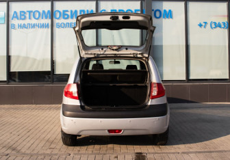 Подержанный автомобиль Hyundai Getz 2007 года (16 фото)