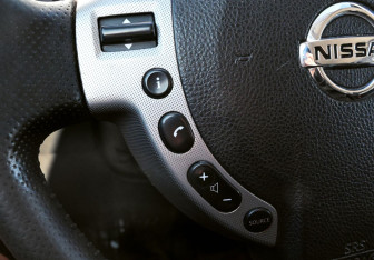 Подержанный автомобиль Nissan Qashqai 2007 года (13 фото)