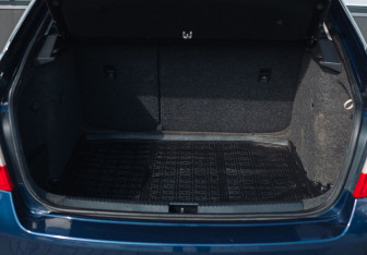 Подержанный автомобиль Skoda Octavia Liftback 2014 года (16 фото)