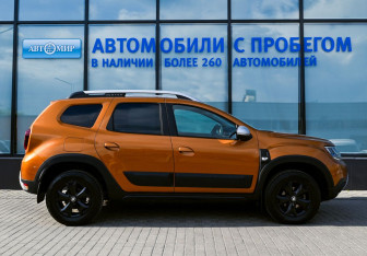 Подержанный автомобиль Renault Duster 2021 года (6 фото)