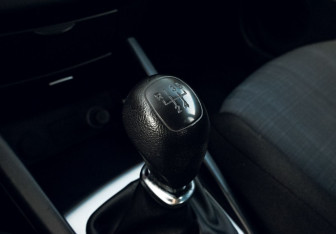 Подержанный автомобиль Kia Ceed Hatchback 2011 года (13 фото)