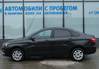 Подержанный автомобиль LADA (ВАЗ) Vesta Sedan 2016 года (2 фото)
