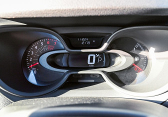 Подержанный автомобиль Renault Kaptur 2019 года (12 фото)