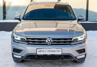 Подержанный автомобиль Volkswagen Tiguan 2017 года (9 фото)