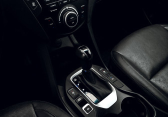 Подержанный автомобиль Hyundai Santa Fe 2016 года (15 фото)