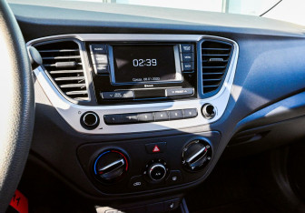 Подержанный автомобиль Hyundai Solaris Sedan 2017 года (10 фото)