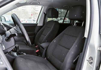 Подержанный автомобиль Volkswagen Tiguan 2012 года (9 фото)