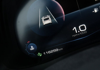 Подержанный автомобиль Haval F7 2022 года (15 фото)