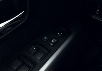 Подержанный автомобиль Mitsubishi Outlander 2012 года (12 фото)