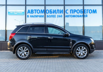 Подержанный автомобиль Opel Antara 2013 года (6 фото)