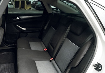 Подержанный автомобиль Ford Mondeo Sedan 2012 года (18 фото)