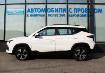 Подержанный автомобиль Москвич 3 2024 года (2 фото)