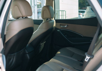 Подержанный автомобиль Hyundai Santa Fe 2013 года (15 фото)