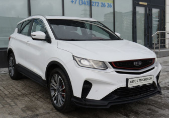 Подержанный автомобиль Geely Coolray 2023 года (7 фото)