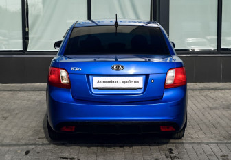 Подержанный автомобиль Kia Rio Sedan 2010 года (4 фото)