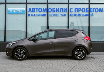 Подержанный автомобиль Kia Ceed Hatchback 2015 года (2 фото)