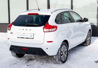 Подержанный автомобиль LADA (ВАЗ) XRAY 2022 года (5 фото)
