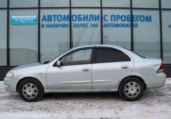 Подержанный автомобиль Nissan Almera Classic 2006 года (2 фото)