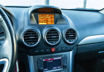 Подержанный автомобиль Opel Antara 2013 года (11 фото)