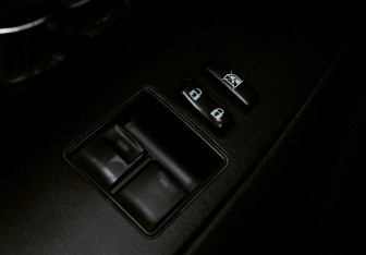 Подержанный автомобиль Toyota Avensis Sedan 2009 года (11 фото)