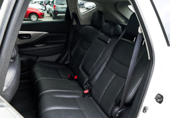 Подержанный автомобиль Nissan Murano Suv 2016 года (17 фото)