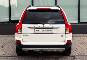 Подержанный автомобиль Volvo XC90 2011 года (4 фото)