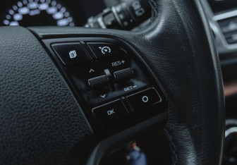 Подержанный автомобиль Hyundai Tucson 2017 года (15 фото)