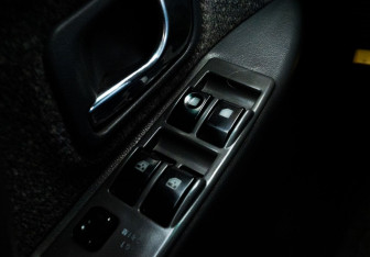 Подержанный автомобиль Mitsubishi Pajero 1995 года (11 фото)