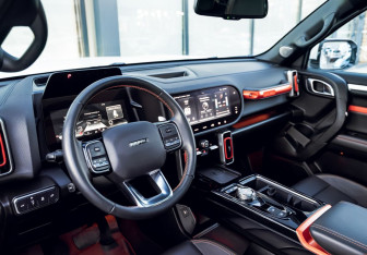 Подержанный автомобиль Haval Dargo 2023 года (17 фото)