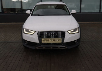 Подержанный автомобиль Audi A4 allroad 2013 года (8 фото)
