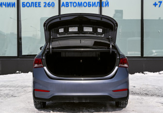 Подержанный автомобиль Hyundai Solaris Sedan 2017 года (22 фото)