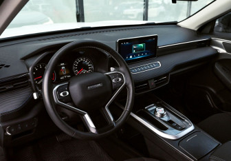 Подержанный автомобиль Haval Jolion 2025 года (15 фото)