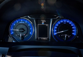 Подержанный автомобиль Toyota Camry Sedan 2017 года (18 фото)