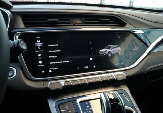 Подержанный автомобиль Geely Atlas Pro 2022 года (12 фото)