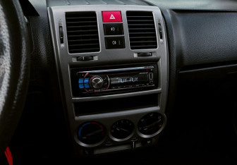 Подержанный автомобиль Hyundai Getz 2005 года (12 фото)