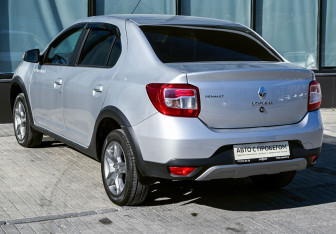 Подержанный автомобиль Renault Logan Sedan 2019 года (3 фото)