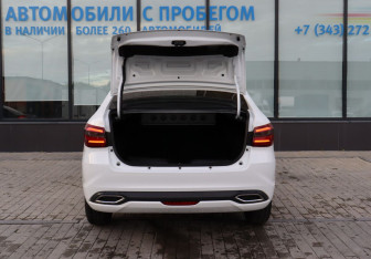 Подержанный автомобиль LADA (ВАЗ) Vesta Sedan 2023 года (19 фото)