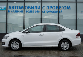 Подержанный автомобиль Volkswagen Polo Sedan 2018 года (2 фото)