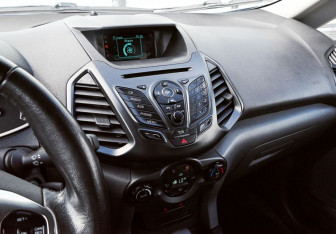 Подержанный автомобиль Ford EcoSport 2016 года (10 фото)