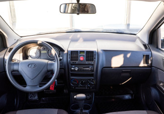 Подержанный автомобиль Hyundai Getz 2008 года (10 фото)