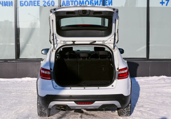 Подержанный автомобиль LADA (ВАЗ) Vesta Wagon 2019 года (21 фото)