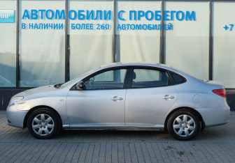 Подержанный автомобиль Hyundai Elantra Sedan 2007 года (2 фото)